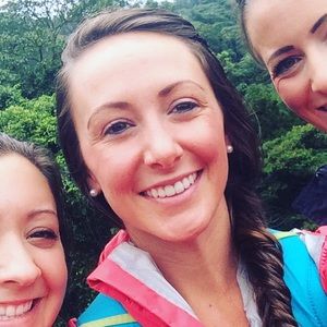 Meet your Posher, Katelyn